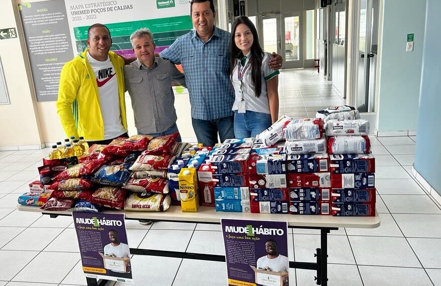 Unimed Poços de Caldas doa 200 kg de alimentos para a prefeitura