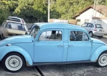 Fusca com duas frentes, montado em Poços de Caldas, viraliza nas redes