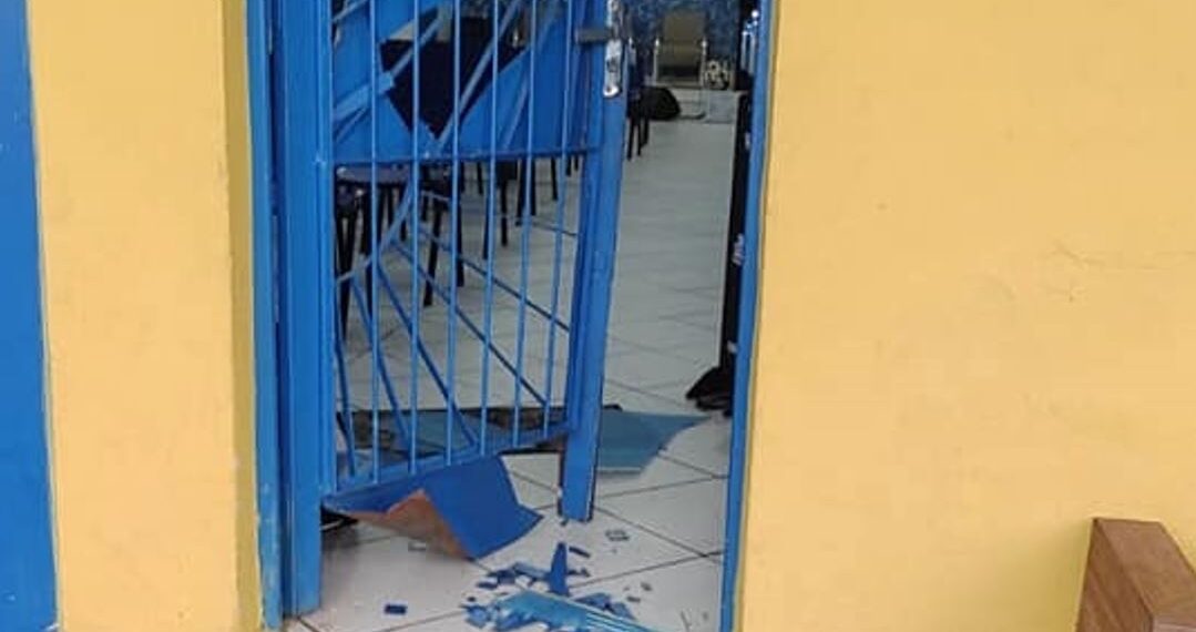 Igreja é invadida durante a madrugada em Poços de Caldas