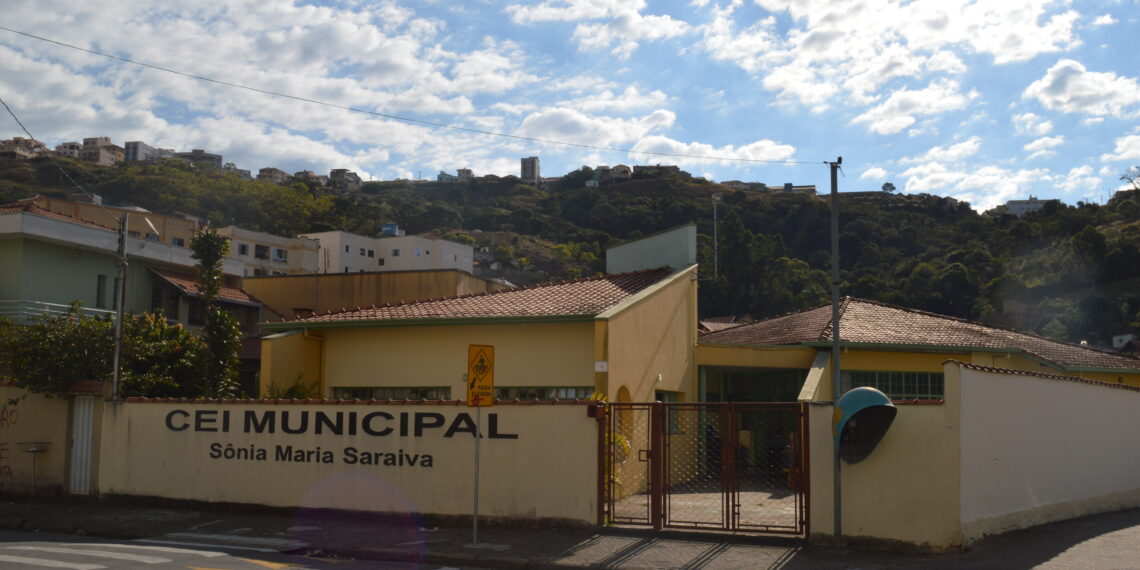 CEI suspende aulas de berçário após berçaristas testarem positivo para Covid em Poços