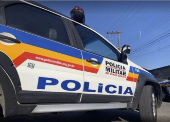 Criminosos invadem igreja, comem bolo e fogem levando objetos