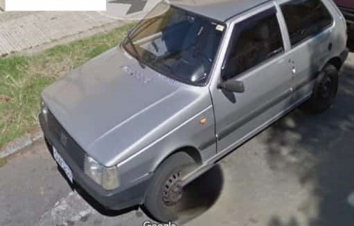 Carro é furtado no bairro Caio Junqueira em Poços de Caldas