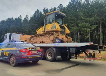 Máquina furtada em Andradas é recuperada pela PRF