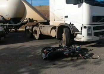 Motociclista fica ferido em acidente na região sul de Poços de Caldas