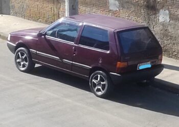 Carro é furtado na zona sul de Poços de Caldas