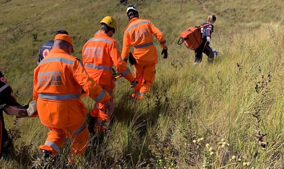 Bombeiros salvam homem em tentativa de suicídio em Poços de Caldas