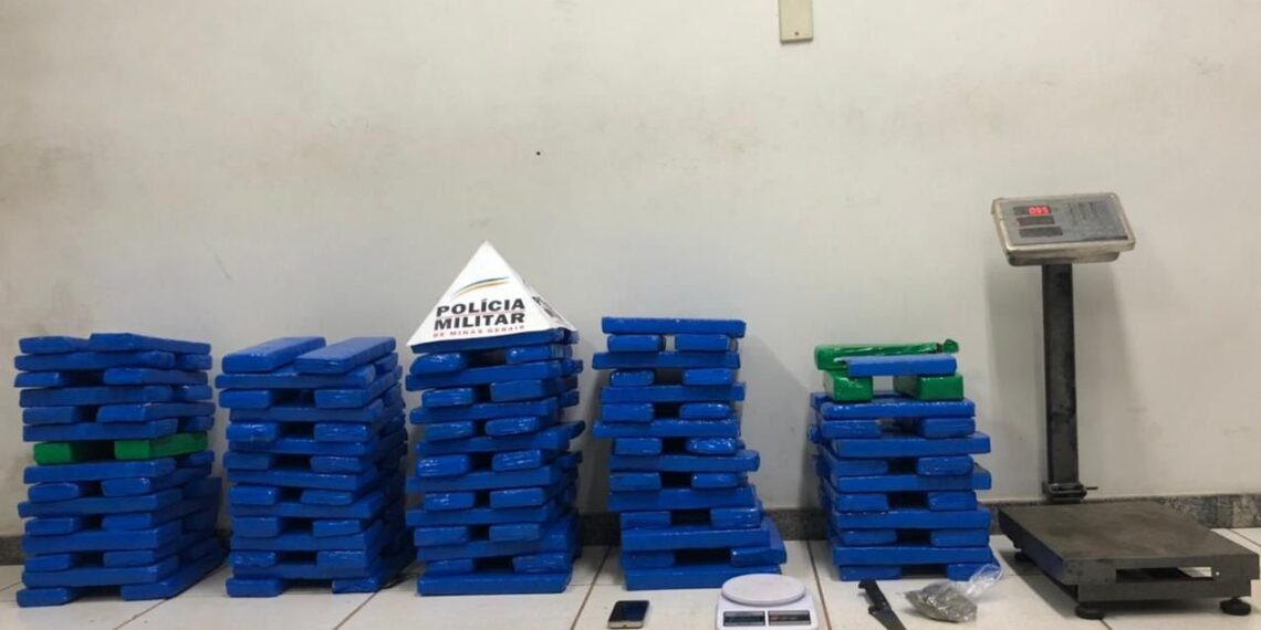 Polícia Militar apreende mais de 100 kg de maconha no Sul de Minas