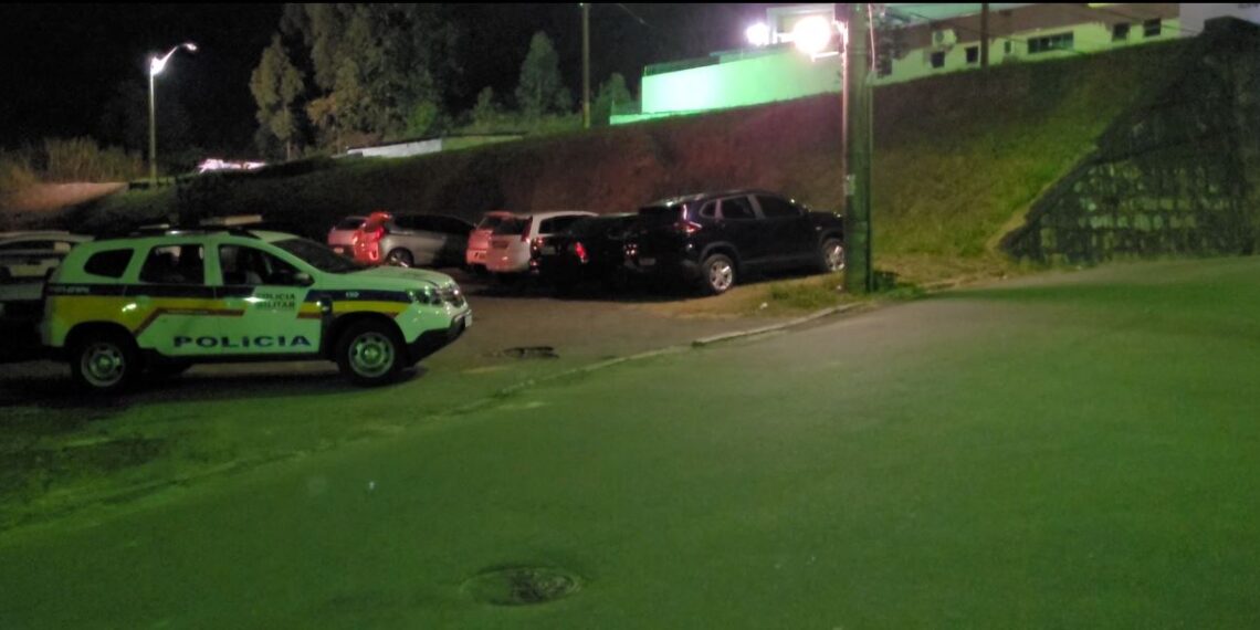 Suspeito atira contra servidores em Cemitério Municipal de Poços de Caldas