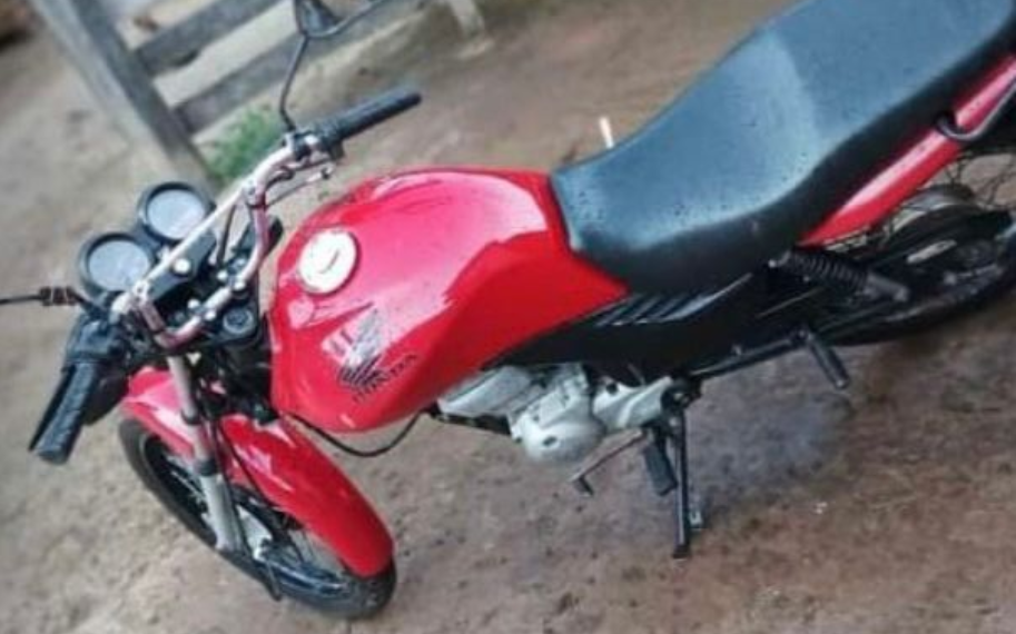 Eletricista tem moto furtada em Poços de Caldas