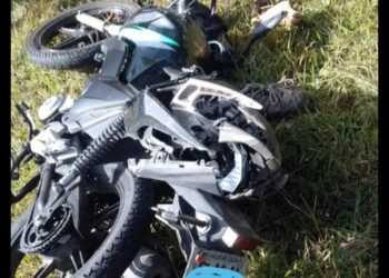 Motociclista fica ferido após acidente na Zona Oeste de Poços de Caldas
