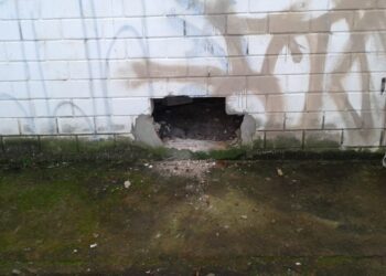 Criminosos fazem buracos em paredes e invadem agência bancária na zona sul de Poços de Caldas