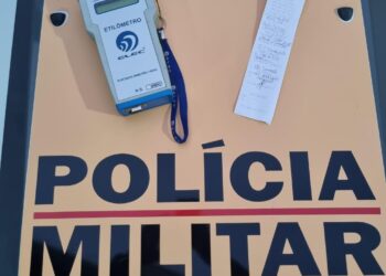 Mulher é detida após entregar carro para homem inabilitado embriagado em Poços de Caldas