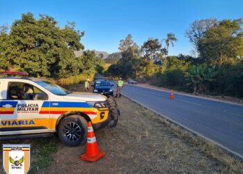 Sete condutores são flagrados dirigindo embriagados em Andradas
