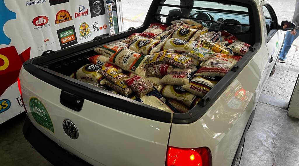 Banco de Alimentos de Poços recebe mais de 500 kg de alimentos arrecadados em passeio ciclístico