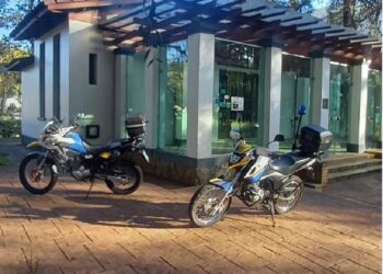 Café Concerto tem vidros quebrados em Poços de Caldas; o local ainda não foi reativado