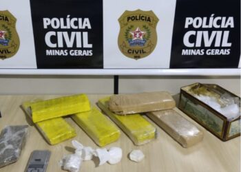 Polícia Civil prende suspeito de guardar drogas para traficantes em Poços