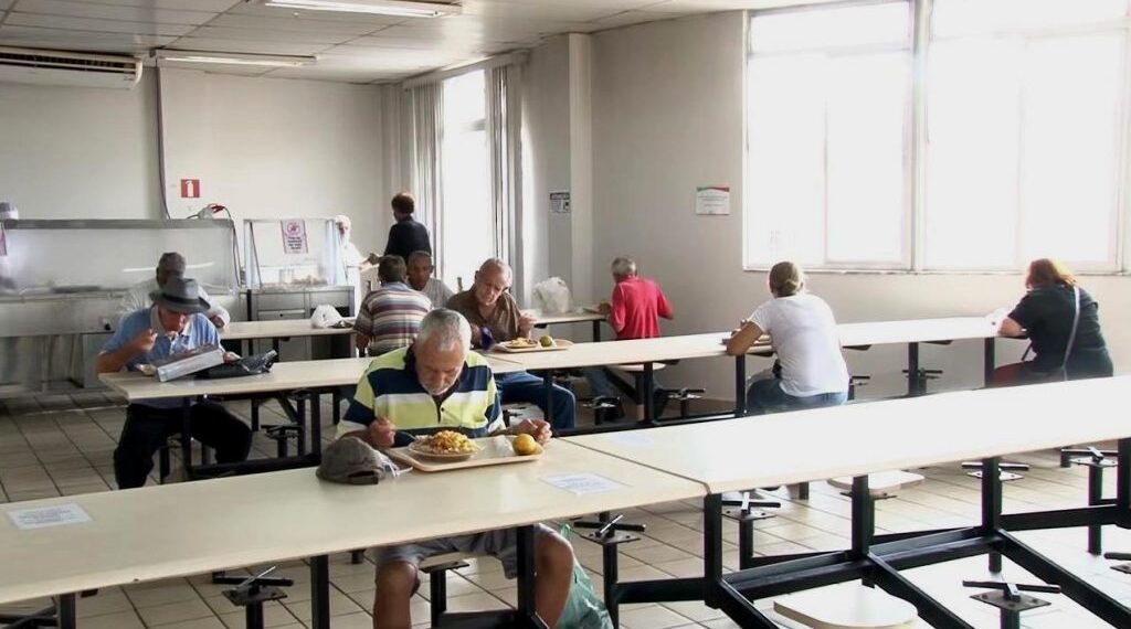 Restaurante Popular de Poços terá almoço especial junino