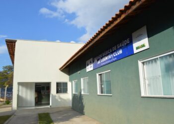 Horário de vacinação contra a covid nos bairros é ampliado em Poços