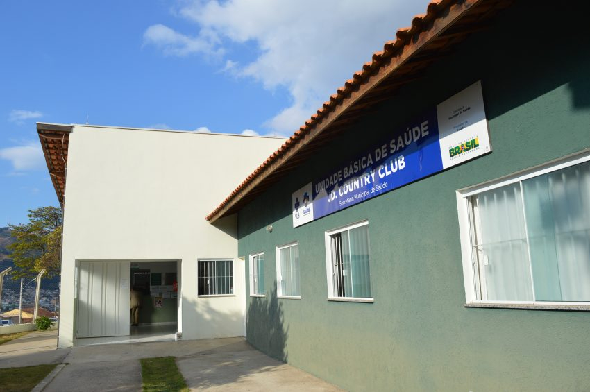 Salas dos bairros que aplicam o imunizante contra COVID-19 ampliam horário de atendimento em Poços