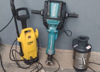 Homem é preso após furtar materiais de prédio em Poços de Caldas