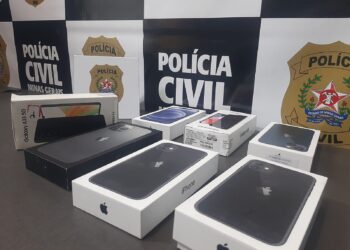Funcionário furta R$ 40 mil em celulares de loja de telefonia em Poços