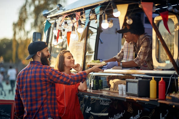 Comércio de food trucks de eventos em áreas públicas e privadas é autorizado em Poços de Caldas