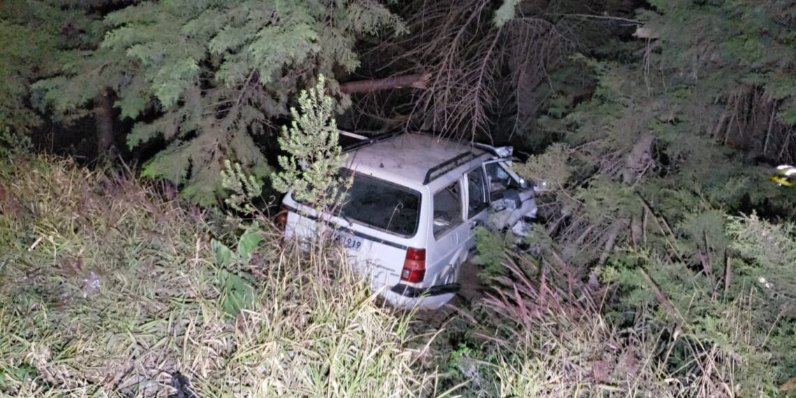 Acidente deixa duas pessoas mortas em Poços de Caldas