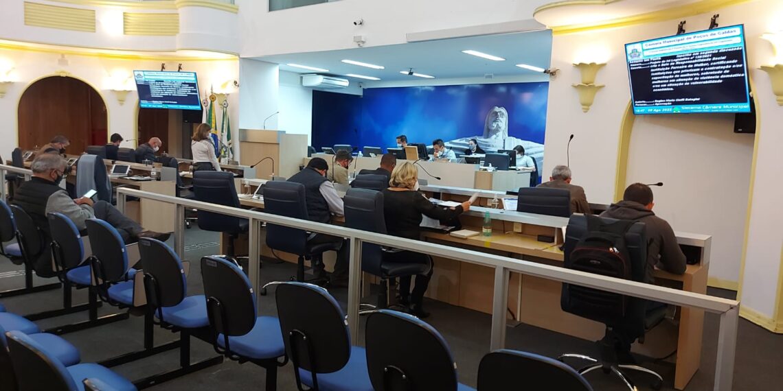 Audiência na Câmara de Poços vai discutir a Municipalização da Educação em MG