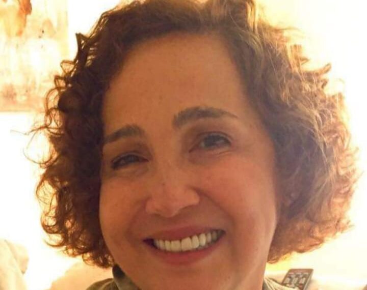 Atriz Claudia Jimenez morre aos 63 anos