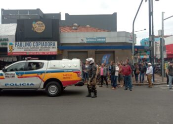 VÍDEO | Homem é preso após tentar assaltar lotérica em Poços