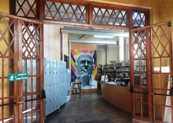 Biblioteca Centenário terá horário especial aos finais de semana durante o Flipoços