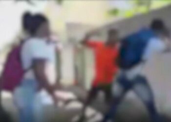 Vereador pede informações sobre medidas para coibir violência nas escolas em Poços