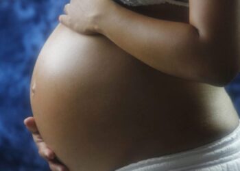 Saúde orienta grávidas sobre prevenção à varíola dos macacos