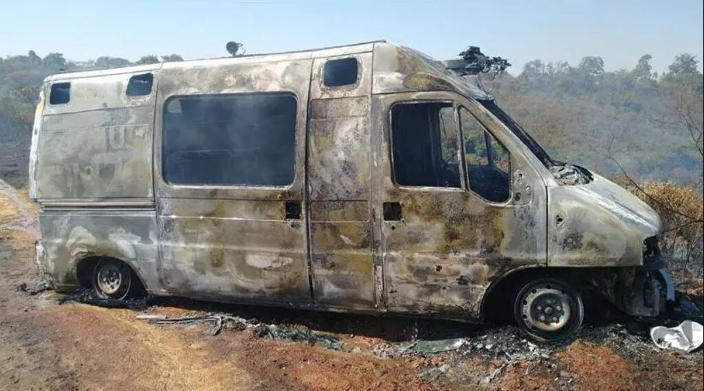 Ambulância do Samu é incendiada por paciente no Sul de Minas