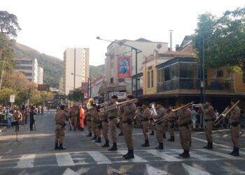 Desfile Cívico é realizado nesta quarta em Poços de Caldas