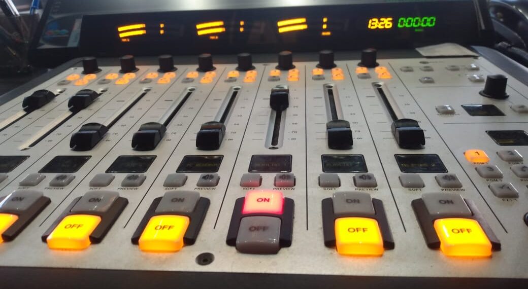 Há cem anos era realizada a 1ª transmissão de Rádio no Brasil