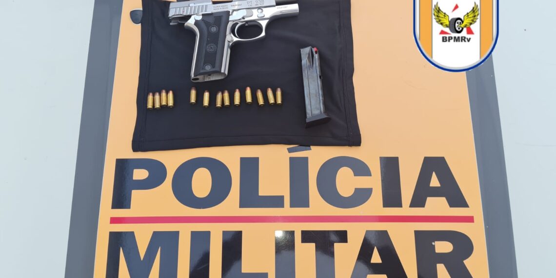 Turista praticante de tiro esportivo é detido com pistola e munições em Poços