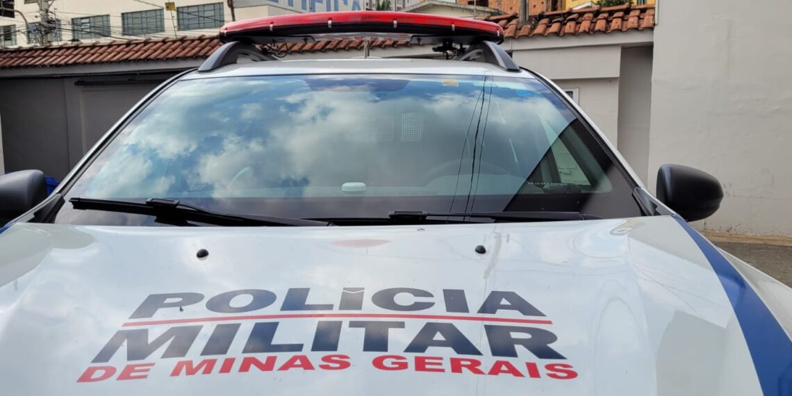 PM prende dois foragidos em Poços; um estava no trabalho e outro na ‘boca de fumo’