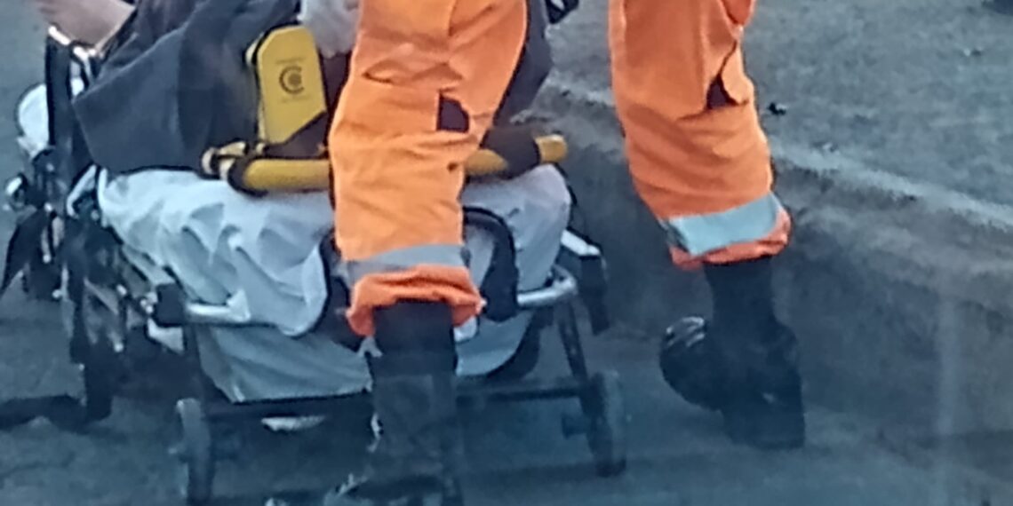 Motociclista fica ferido após acidente em Poços de Caldas neste sábado (24)