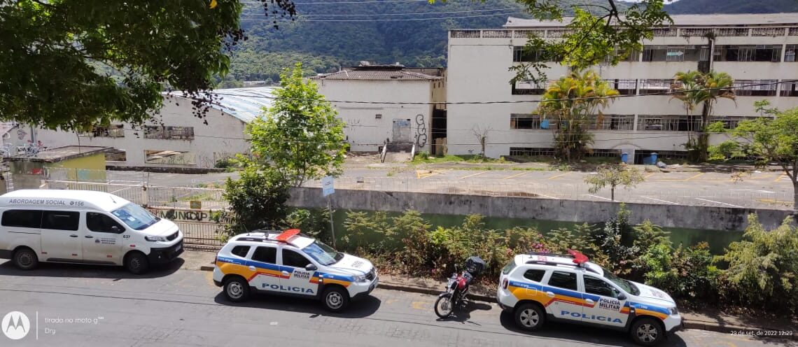 URGENTE: Corpo de homem é encontrado no Complexo Santa Cruz em Poços