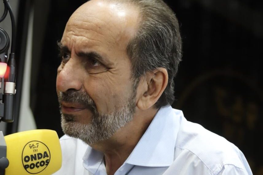 Kalil, candidato ao governo de Minas, é entrevistado pela Onda Poços