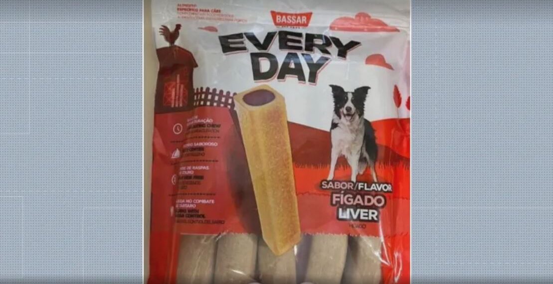 Oito cachorros passam mal e três morrem depois de comerem petiscos em MG