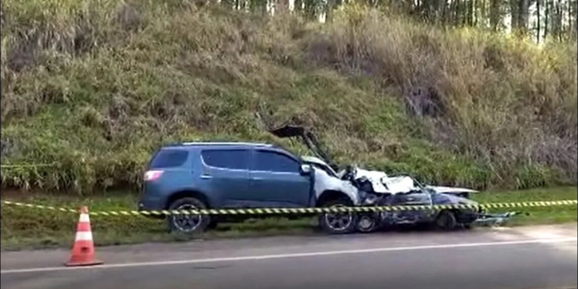 Acidente mata cinco pessoas da mesma família neste domingo (9)