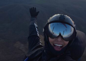 Poços-caldense bate recorde mundial feminino de parapente