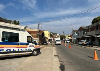 PM realiza mais uma operação no Bairro Vila Nova, em Poços