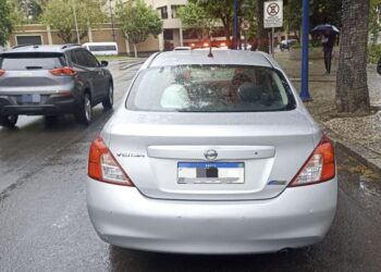 Carro clonado é apreendido por agentes de Trânsito em Poços de Caldas