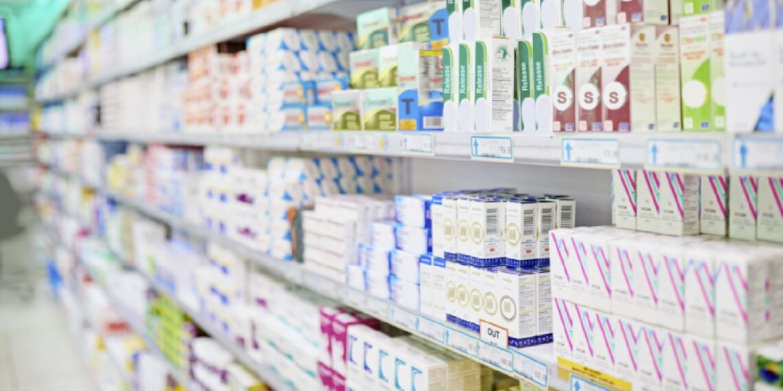 Procon de Poços de Caldas autua 44 farmácias após fiscalização