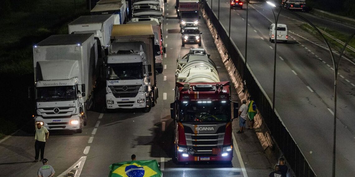PRF informa que todas rodovias federais do país estão livres de bloqueios