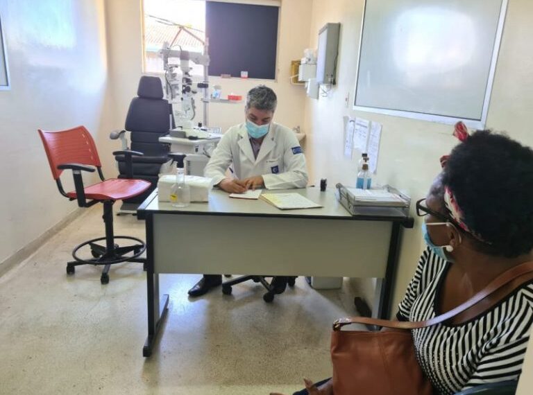Saúde realiza mutirão de consultas oftalmológicas neste sábado em Poços de Caldas