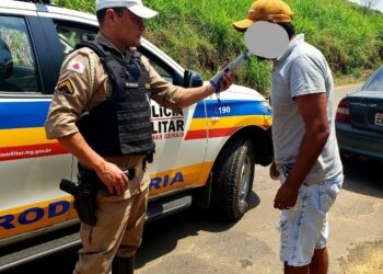 Árbitro de futebol é flagrado dirigindo embriagado em Poços de Caldas